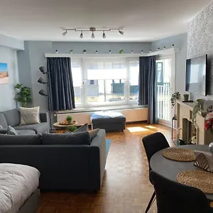  Apartment Studio Direct Aan Het Hoofdstrand Van - Naast Casino